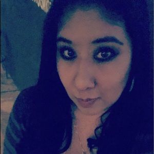 Meet your Posher, Erica